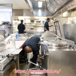 Hướng dẫn chi tiết quy trình vệ sinh nhà bếp thương mại